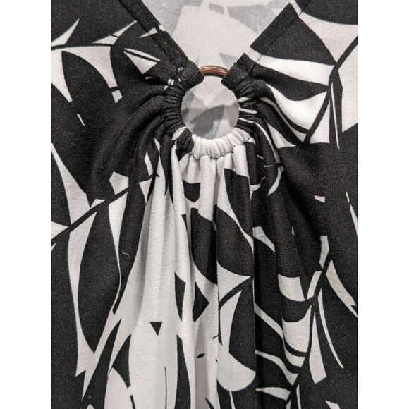 Ruby Rd Black & White Tropical Print Neon Trim 3/4 Sleeve V Neck Tunic Top, 3X - Picture 5 of 11